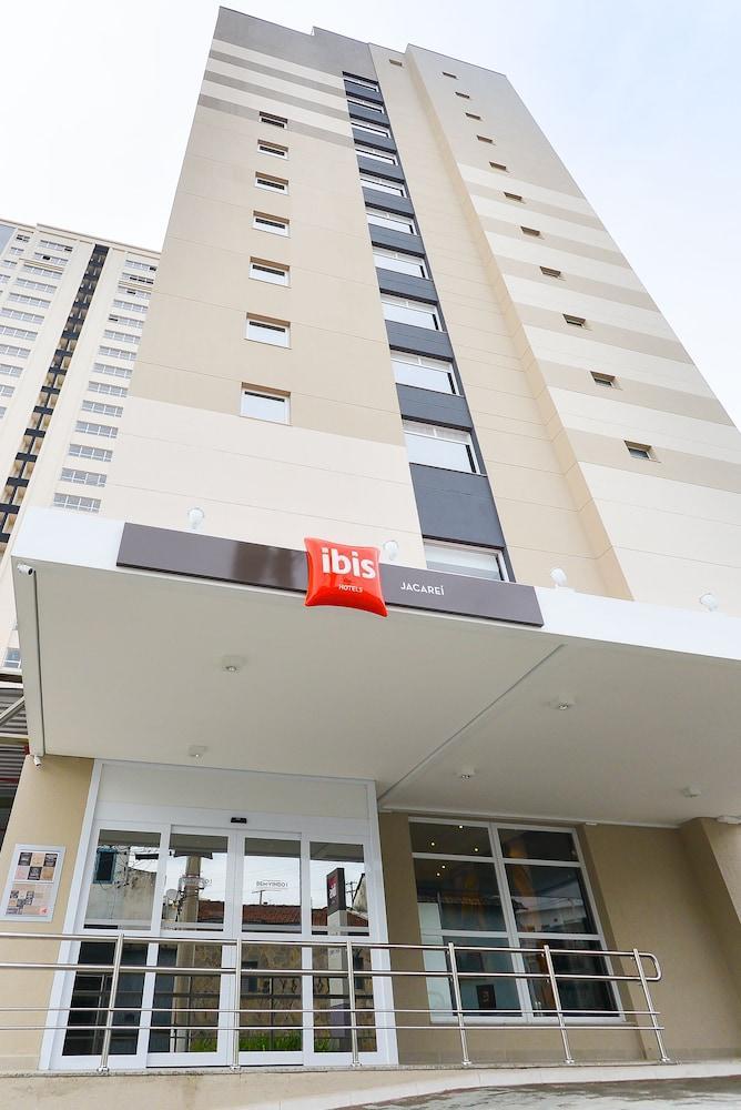 Ibis Jacarei Hotel Exterior foto