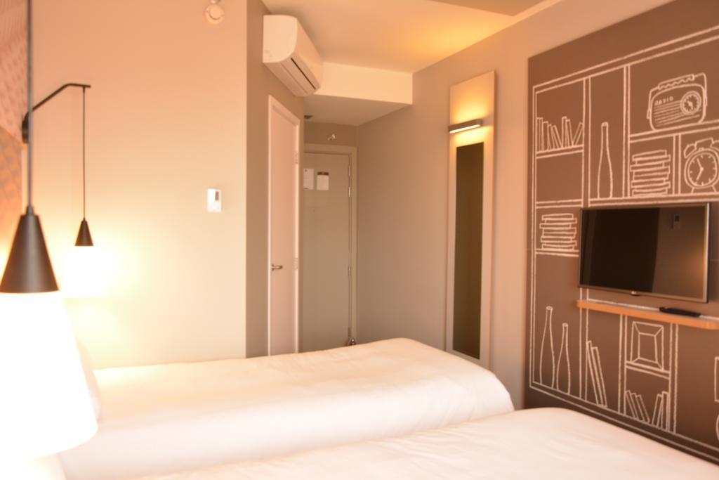 Ibis Jacarei Hotel Exterior foto